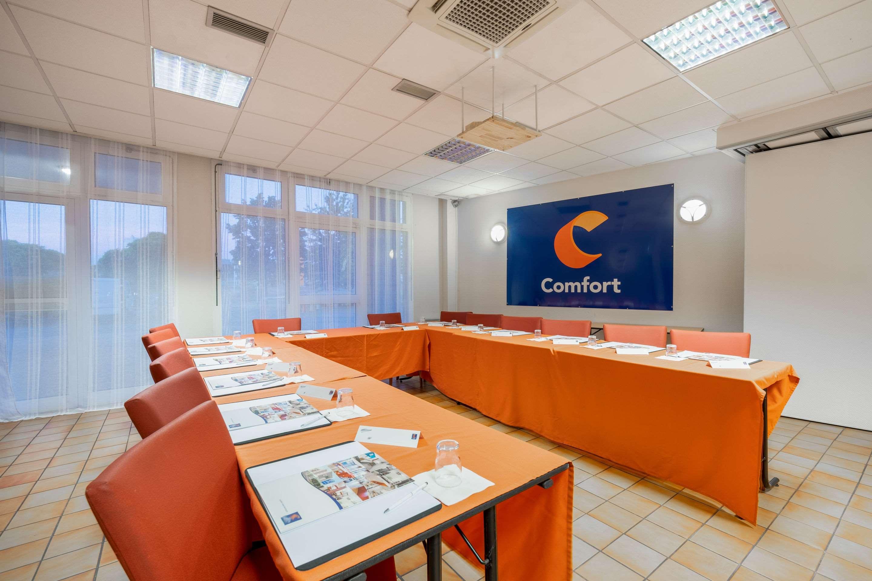 Comfort Hotel Montluçon Exteriér fotografie